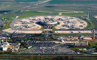 ADP sotto pressione a Parigi dopo downgrade Jefferies a Hold