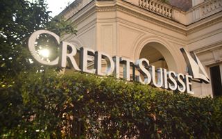 Tribunale Svizzero Smentisce Azzeramento degli AT1 del Credit Suisse: Implicazioni per il Settore Bancario e gli Investitori