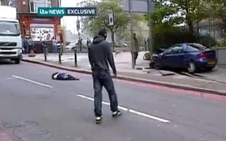 Londra, soldato ucciso a colpi di machete