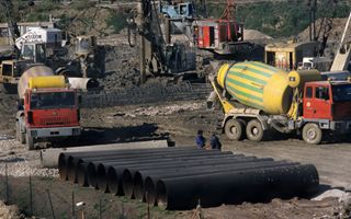 USA, spesa per costruzioni sale più delle attese a dicembre