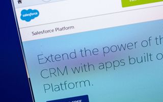Salesforce in difficoltà dopo guidance deludente