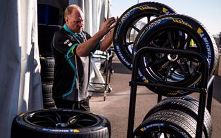 Michelin acquisisce Cooley Group e Tex per rafforzare i materiali compositi polimerici