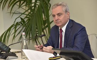 http://images.teleborsa.it/t/stabile/172577.t.W320.H200.M4.jpg