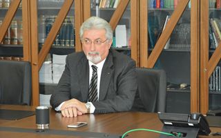 http://images.teleborsa.it/t/stabile/203691.t.W320.H200.M4.jpg