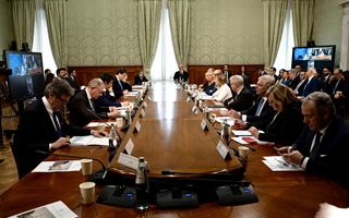 http://images.teleborsa.it/t/stabile/205197.t.W320.H200.M4.jpg