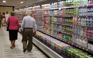 In Italia l’incertezza politica indebolisce le aspettative economiche