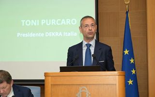 http://images.teleborsa.it/t/stabile/287019.t.W320.H200.M4.jpg