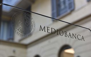 Mediobanca, i soci bocciano l'offerta per Banca Generali. Nagel: evidente conflitto di interesse