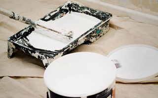 Akzo Nobel corre ad Amsterdam dopo investimento attivista Cevian Capital