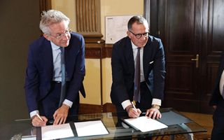 http://images.teleborsa.it/t/stabile/293699.t.W320.H200.M4.jpg