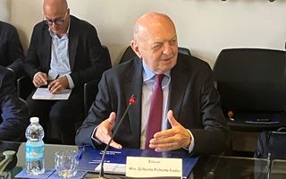 http://images.teleborsa.it/t/stabile/293703.t.W320.H200.M4.jpg