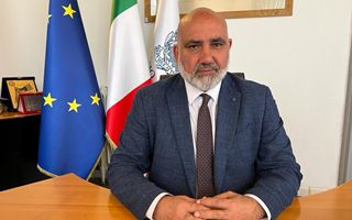 http://images.teleborsa.it/t/stabile/293857.t.W320.H200.M4.jpg
