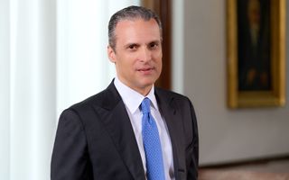 Intesa Sanpaolo leader negli USA con operazioni da 50 miliardi di dollari