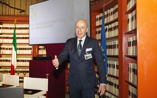 http://images.teleborsa.it/t/stabile/301013.t.W320.H200.M4.jpg