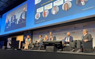 Intesa Sanpaolo Assicurazioni, Filangieri: "Passare dalla narrativa dell'adempimento a quella dell'impatto"