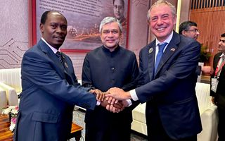 Italia, India e Kenya si uniscono per l'IA in Africa: accordo strategico al AI Impact Summit 2026