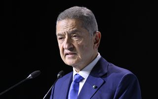 Panetta: Tensioni geopolitiche in aumento, ma crescita globale supera le previsioni, dimostrando resilienza economica