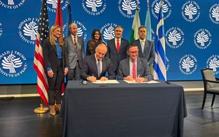 Metlen e Shell siglano MoU  per fornitura e commercio GNL