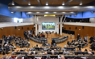 MPS, via libera dai soci a relazione su politica di remunerazione e compensi corrisposti