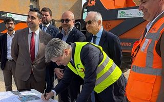 http://images.teleborsa.it/t/stabile/327157.t.W320.H200.M4.jpg
