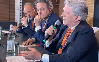http://images.teleborsa.it/t/stabile/330185.t.W320.H200.M4.jpg