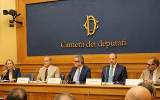 http://images.teleborsa.it/t/stabile/332673.t.W320.H200.M4.jpg