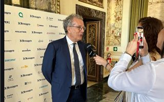 http://images.teleborsa.it/t/stabile/332737.t.W320.H200.M4.jpg