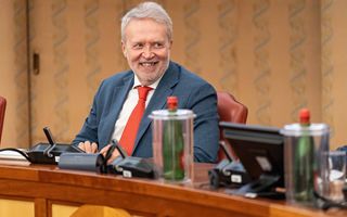 http://images.teleborsa.it/t/stabile/334101.t.W320.H200.M4.jpg
