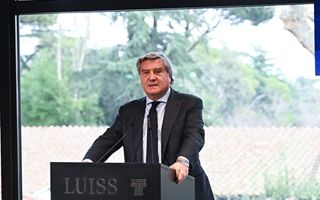http://images.teleborsa.it/t/stabile/337941.t.W320.H200.M4.jpg