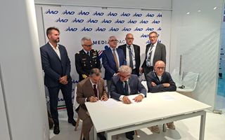 http://images.teleborsa.it/t/stabile/338841.t.W320.H200.M4.jpg