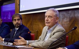 http://images.teleborsa.it/t/stabile/339029.t.W320.H200.M4.jpg