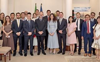 http://images.teleborsa.it/t/stabile/347069.t.W320.H200.M4.jpg