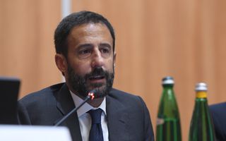 http://images.teleborsa.it/t/stabile/347479.t.W320.H200.M4.jpg