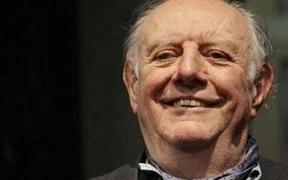 Funerali Dario Fo: in migliaia per l’addio su note di ‘Bella Ciao’