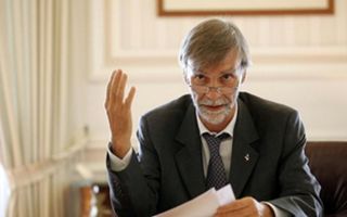 Delrio: Italia perde 40 mln l’anno per inefficienza logistica