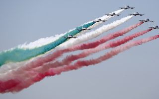 Mattarella alla Festa della Repubblica: "Libertà, giustizia, uguaglianza e rispetto di tutti. La folla applaude