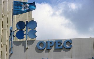 Petrolio, nulla di fatto dell'Opec+: sospesi aumenti produzione a febbraio e marzo