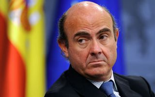 Spagna, de Guindos protesta: "Siamo stati messi da parte in UE" Spagna, de Guindos protesta: "Siamo stati messi da parte in UE"