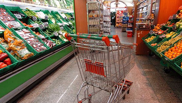 Inflazione frenata dal crollo dei prezzi delle verdure