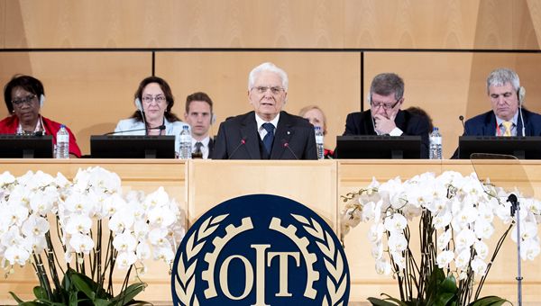 Mattarella: "Il lavoro è l'infrastruttura della pace"