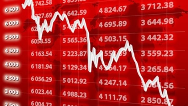 Piazza Affari torna a scivolare per il panic selling sulle banche