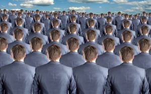 Atomizzazione e polarizzazione: distanziamento sanitario e mobilitazioni di massa