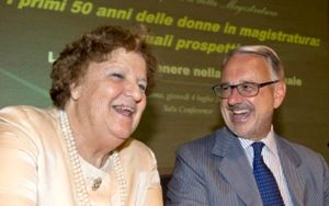 I problemi della giustizia in Italia non sono causati solo dalla magistratura ma anche, e forse di più, dalla posizione corporativa, settaria ed autoprotettiva degli organismi di rappresentanza dell'avvocatura.