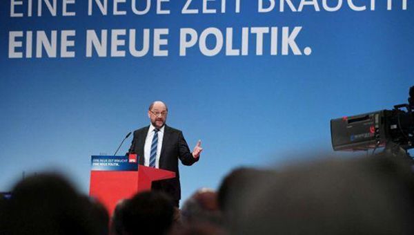 Germania, "Si" di SPD e via libera a Grande Coalizione con Merkel