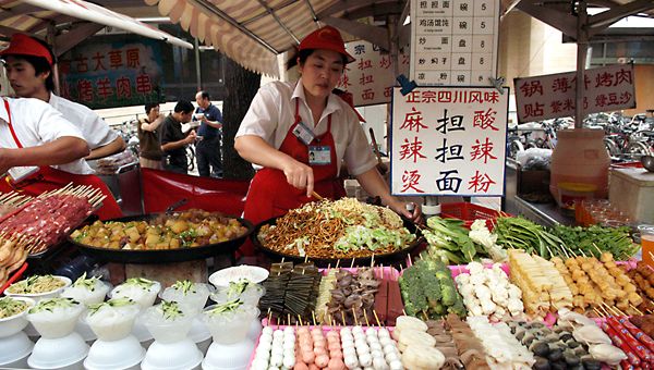 La Cina non rialza la testa: manifattura ancora in mezzo al guado