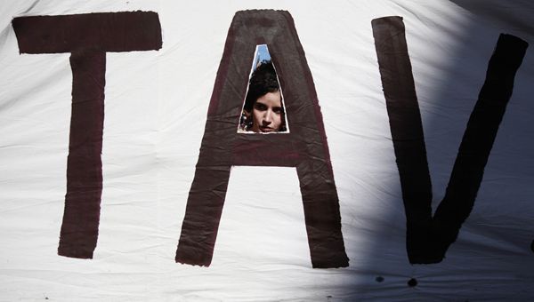 Tav, Torino: il Consiglio comunale ufficializza il no ai lavori in attesa di nuovi studi