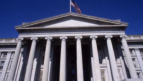 USA, il Tesoro alza le stime sul debito: serviranno 739 miliardi di dollari nel trimestre