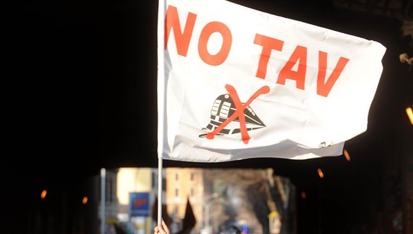 NO TAV su manifestazione in Val di Susa