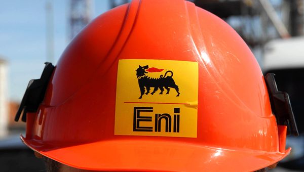 Eni, Descalzi incontra al-Sarraj in Libia
