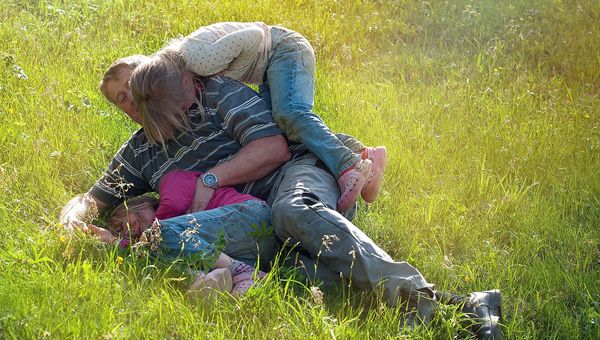 Ricerca Bnp-Ipsos, italiani sfidano la crisi e continuano a fare progetti